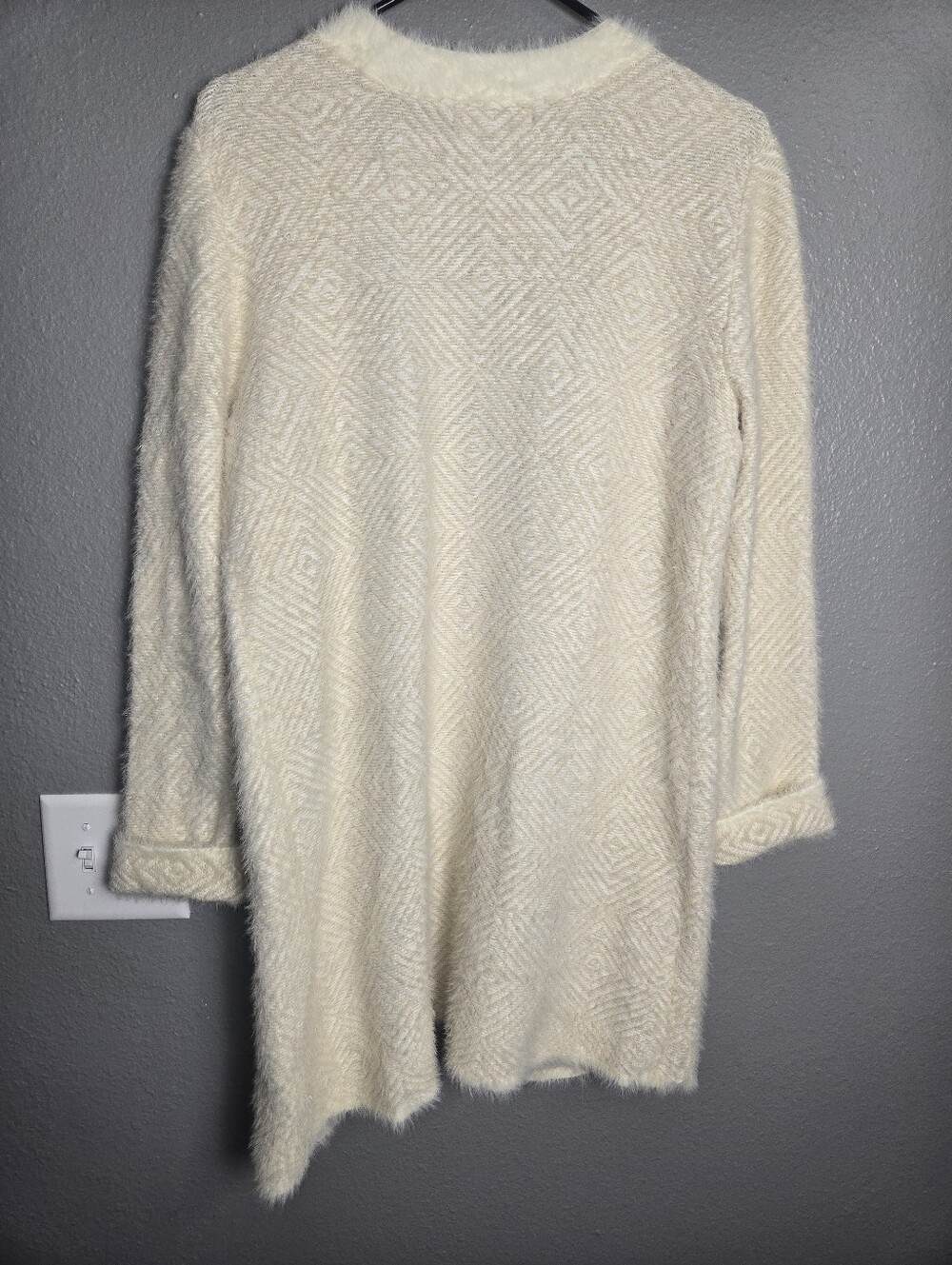 Marled Cream Open Front Fuzzy Soft Long Cardigan Size Medium - Picture 10 of 14
